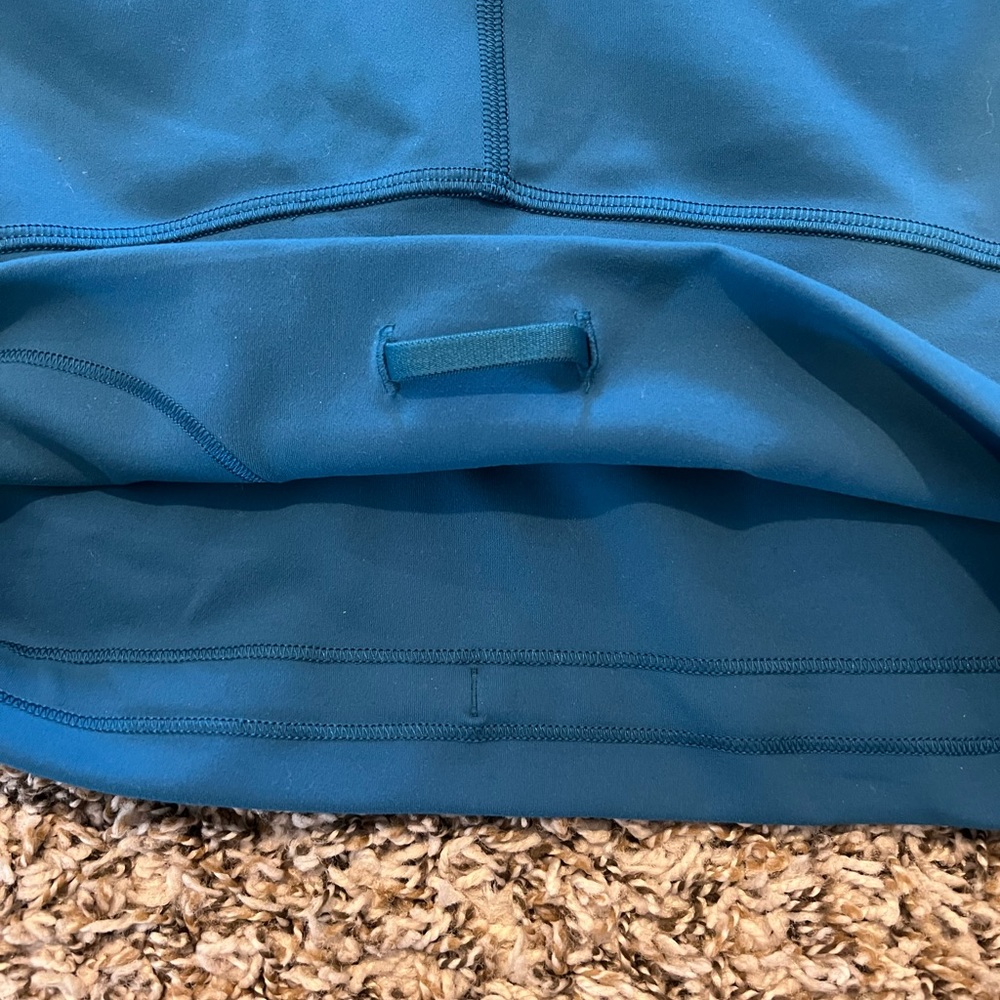 Lululemon Wunder Train high rise tight 28 inch inseam size 8 color capri - Picture 2 of 5
